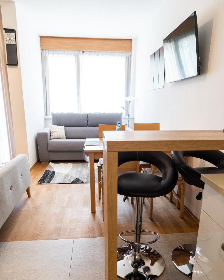 Flow Apartments Astoria เมราโน ภายนอก รูปภาพ