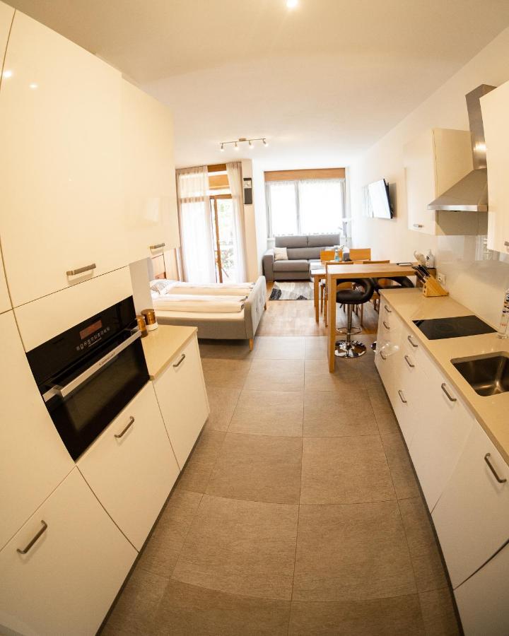 Flow Apartments Astoria เมราโน ภายนอก รูปภาพ