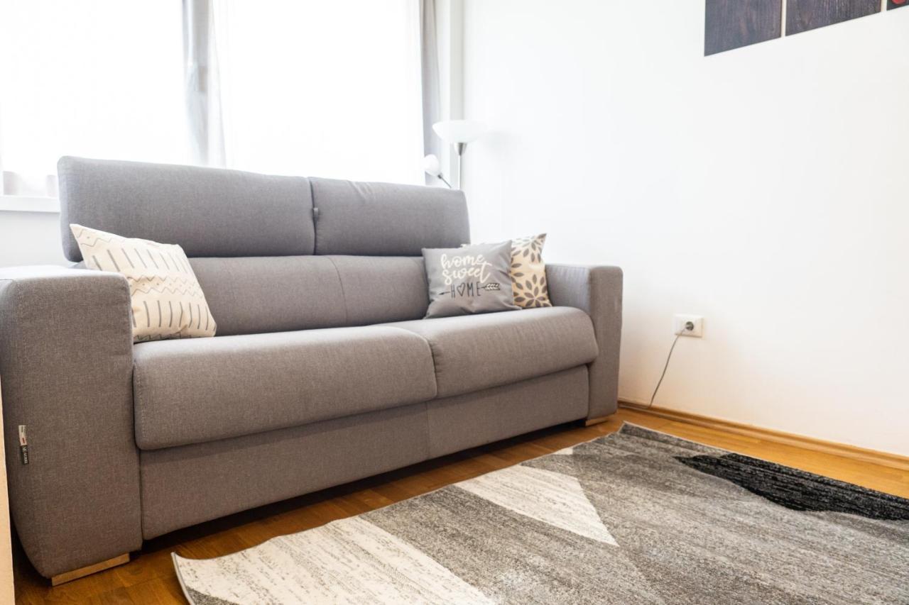 Flow Apartments Astoria เมราโน ภายนอก รูปภาพ