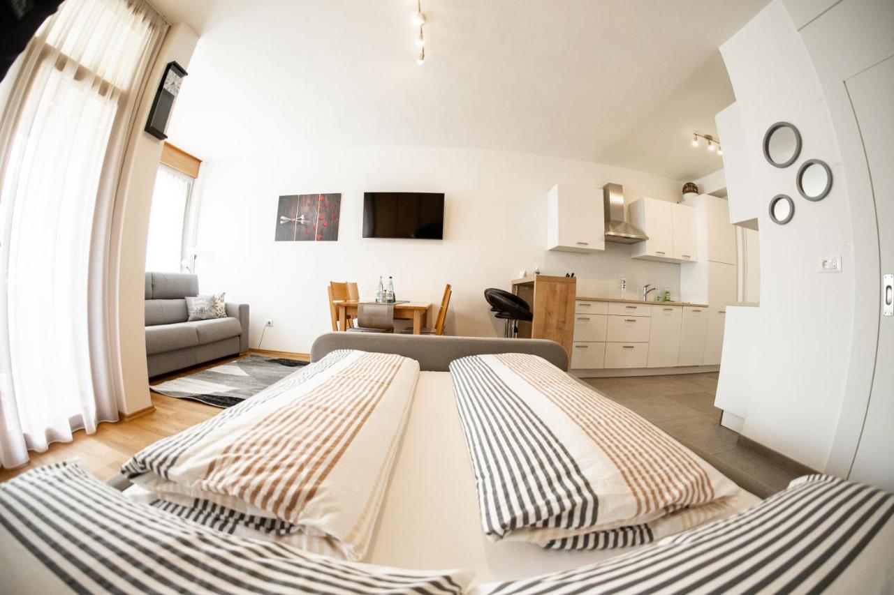 Flow Apartments Astoria เมราโน ภายนอก รูปภาพ