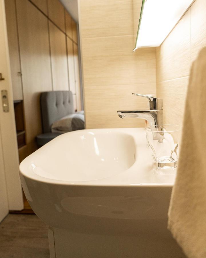 Flow Apartments Astoria เมราโน ภายนอก รูปภาพ